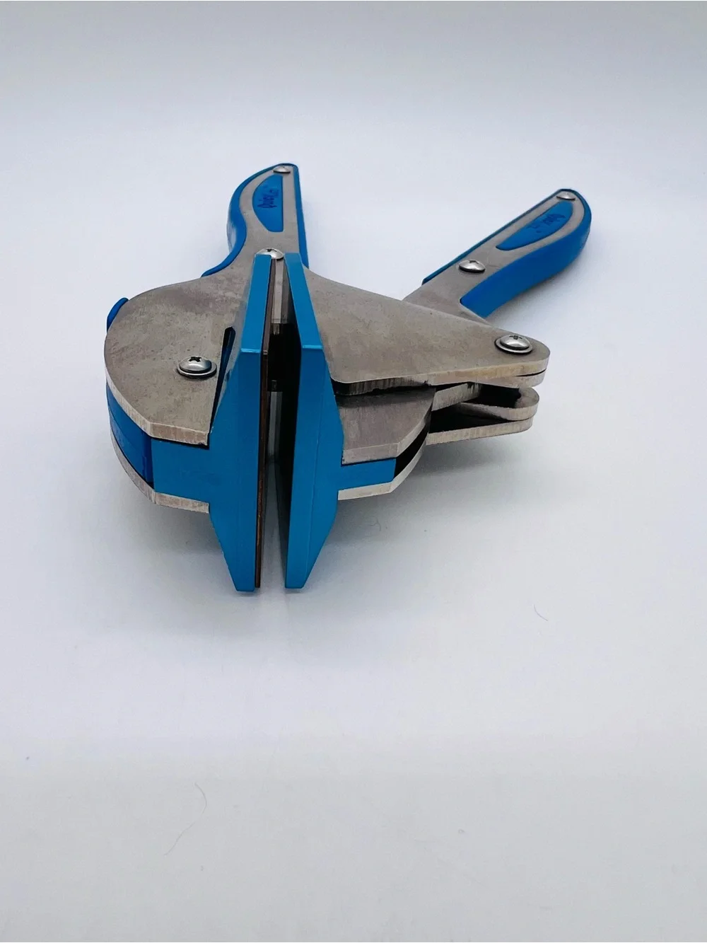 QuicKutz Personal Die-cutting Hand Tool For Scrapbooking and Crafts